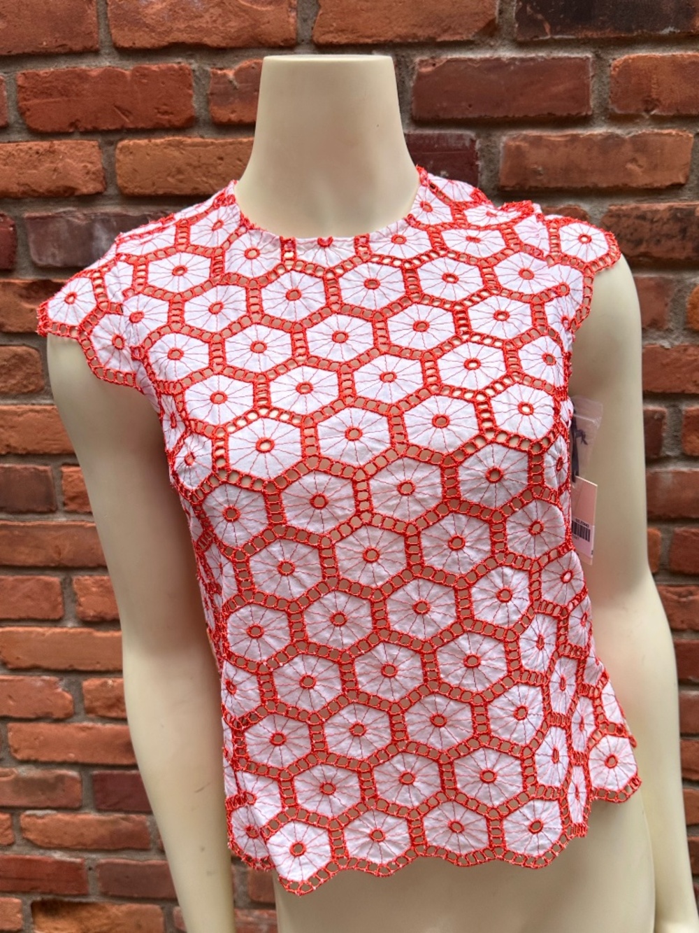 NWT Milly Cotton Hexagon Lace-like Top Size 2